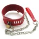 Laisse et collier d'esclavage en cuir rouge